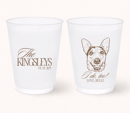 Personalized pet wedding frosted cups featuring a custom illustrated dog portrait, family name, and wedding date for pet-friendly wedding celebrations.`