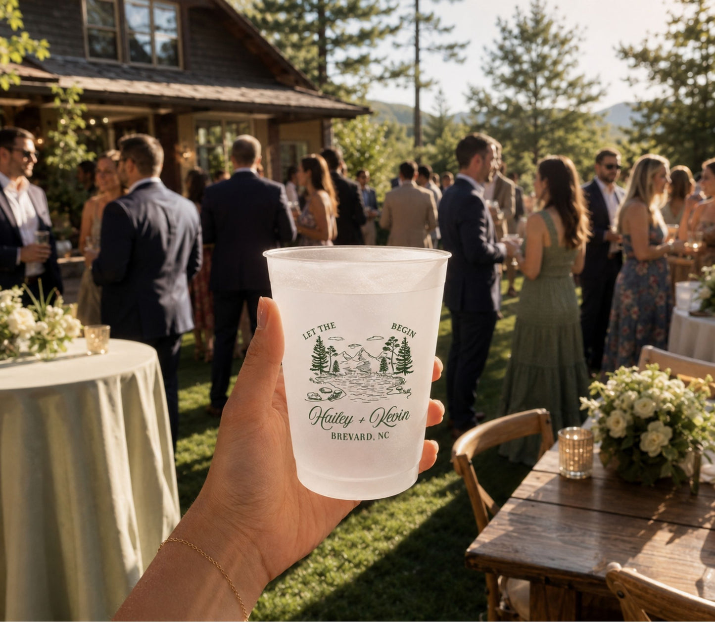 Reusable frosted wedding cup inspired by mountain landscapes and outdoor celebrations.
Nature-themed wedding cup featuring personalized couple details and scenic mountain artwork.
Custom outdoor wedding drinkware with mountain illustration and personalized wedding information.