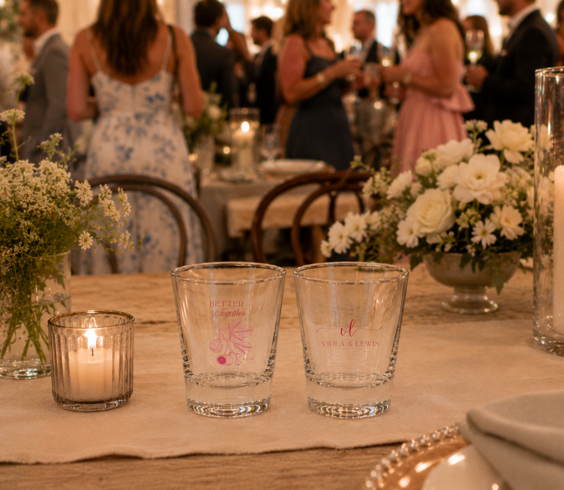 Botanical fig personalized wedding shot glasses.

Garden wedding shot glasses with botanical artwork.

Personalized wedding drinkware with fig illustration.