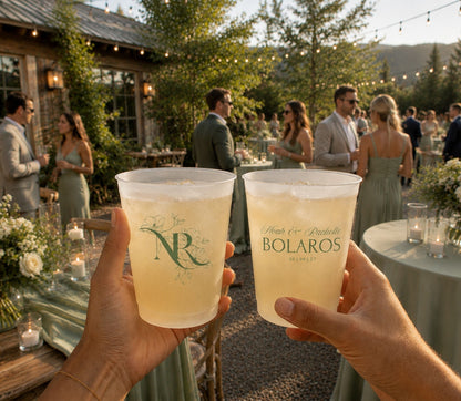 Reusable frosted plastic wedding cup showcasing a floral initial and timeless typography.
Elegant wedding drinkware featuring a personalized botanical monogram and custom wedding details.
Luxury floral monogram frosted cup designed for personalized wedding receptions.