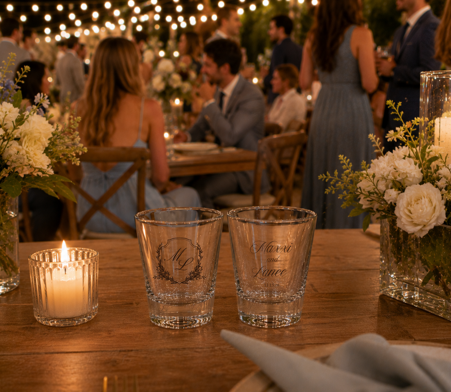 Maxxi Laurel Monogram personalized wedding shot glasses.

Elegant personalized wedding shot glasses with initials.

Classic monogram wedding favor shot glasses.
